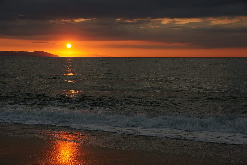 photo "Sunrise over Aegean" tags: landscape, sunset