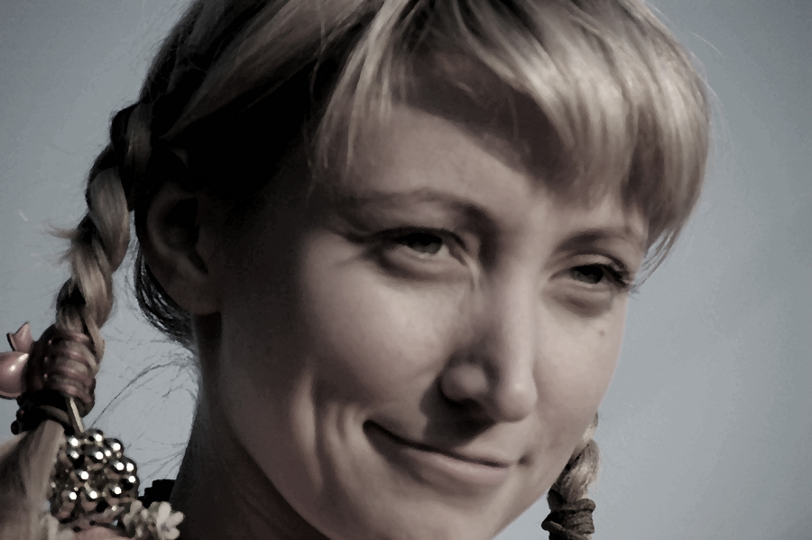 photo "***" tags: portrait, woman