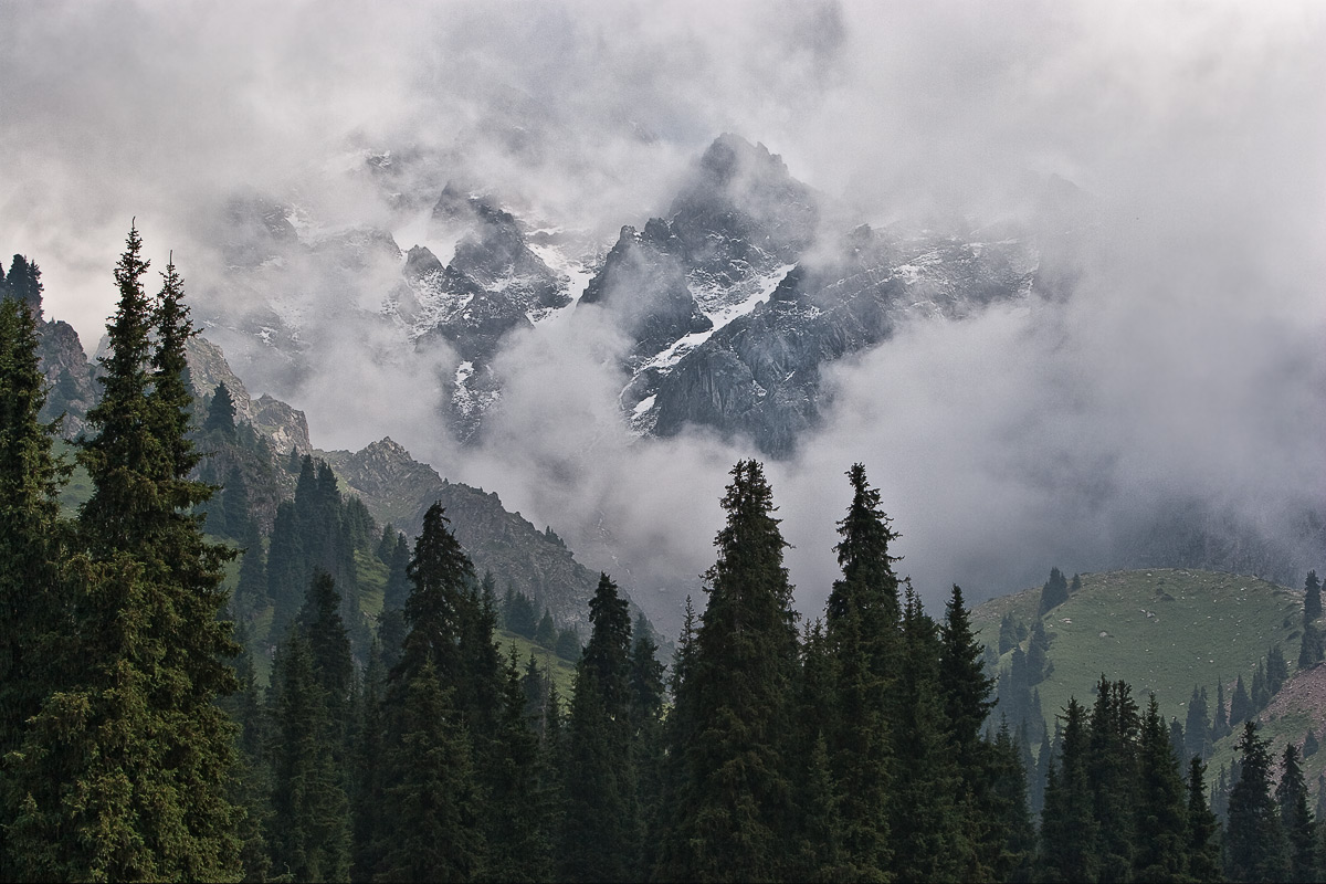 photo "The sky near ... (2)" tags: landscape, clouds, mountains