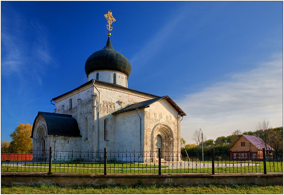 фото "Один из древнейших" метки: архитектура, пейзаж, 