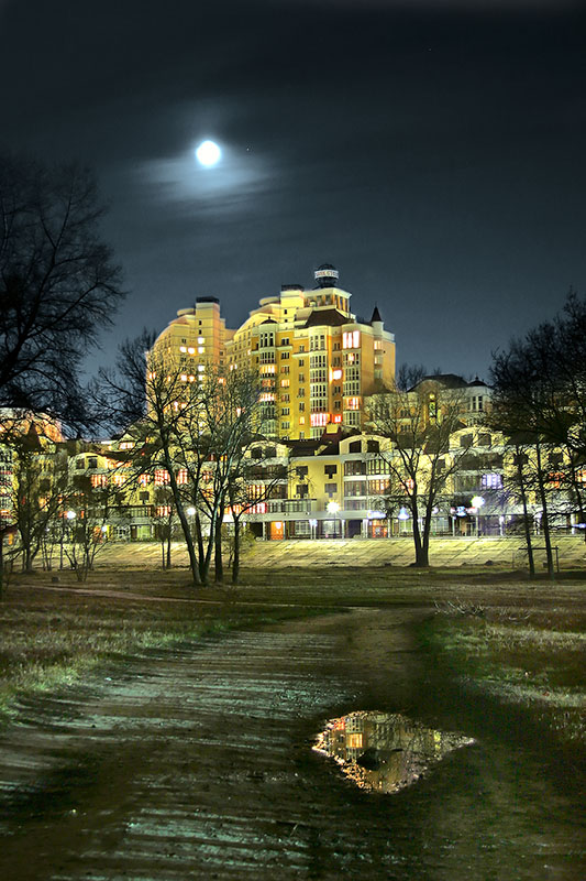 photo "Road to wealth" tags: architecture, city, landscape, 