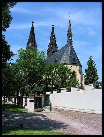 photo "Vysehradska кафедральная церковь" tags: architecture, city, landscape, 