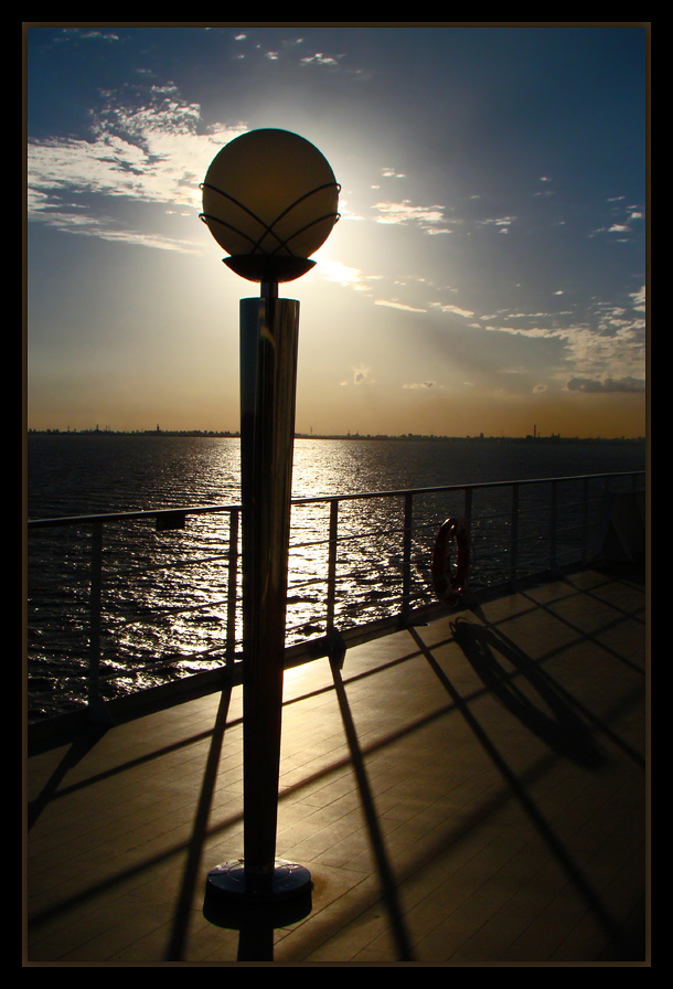 photo "Light & Shadows" tags: landscape, sunset