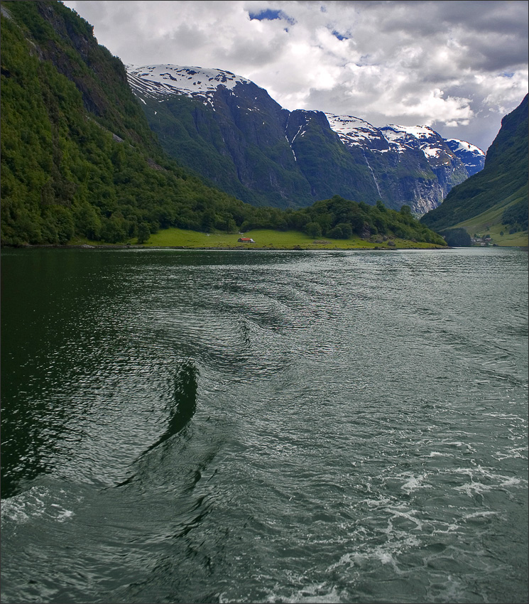 photo "wave" tags: landscape, travel, Europe