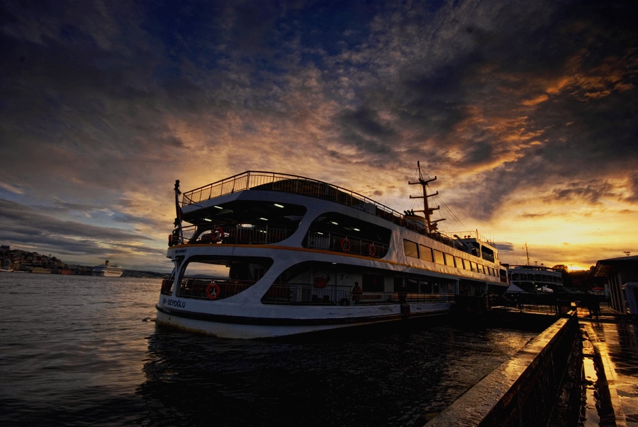 photo "morning ship" tags: landscape, sunset, water