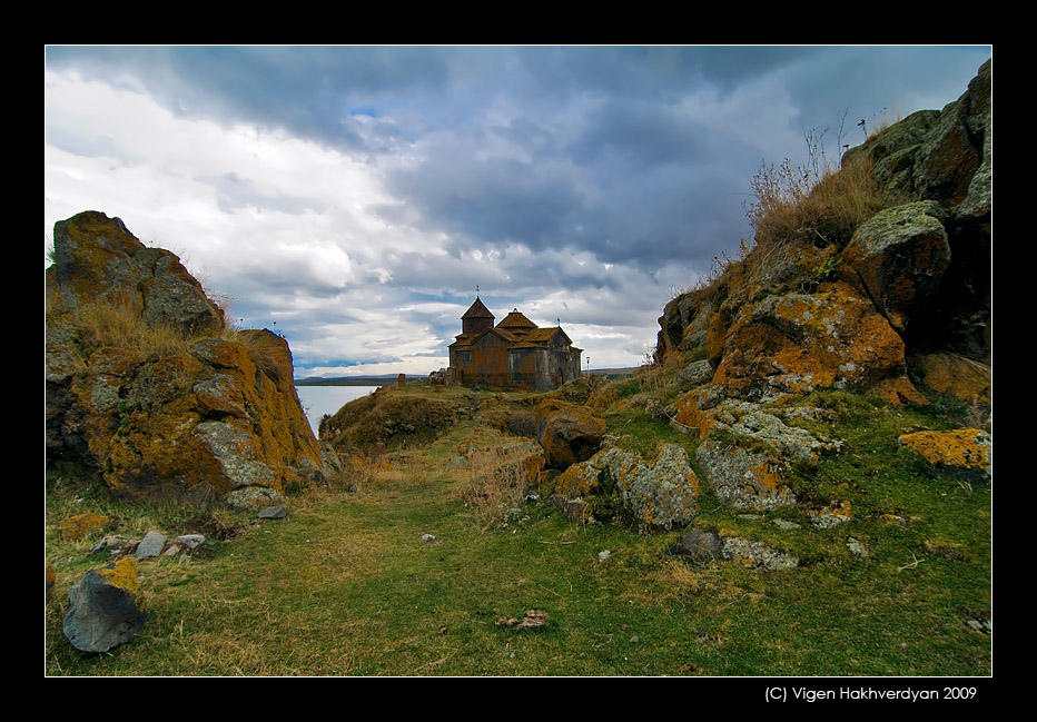 фото "Stones of Hayrivanq" метки: архитектура, путешествия, пейзаж, 