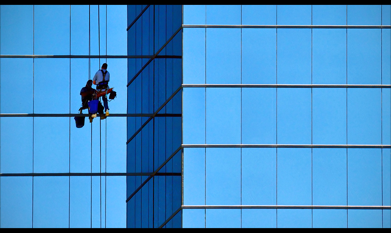 photo "Leon - the cleaner" tags: architecture, city, landscape, 