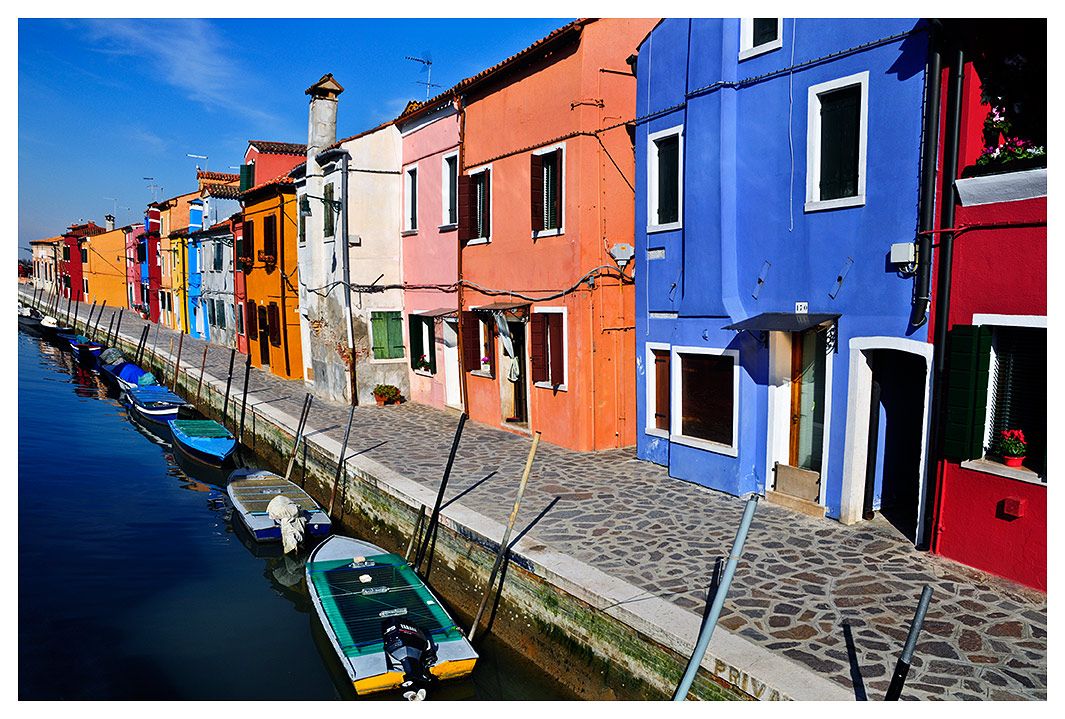 photo "Colors" tags: architecture, landscape, 