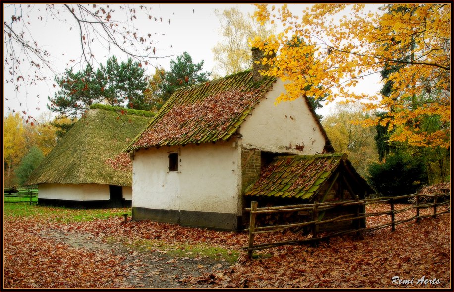 photo "old bakehouse" tags: architecture, landscape, autumn
