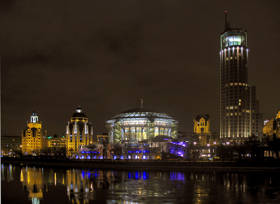 photo "Night walks around Moscow. House music." tags: architecture, landscape, 