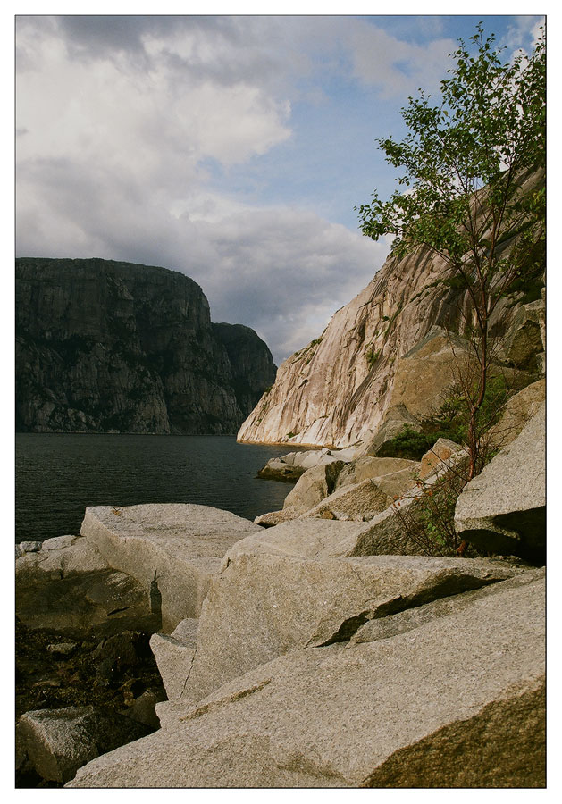 photo "Norwegian rock" tags: travel, landscape, Europe, summer