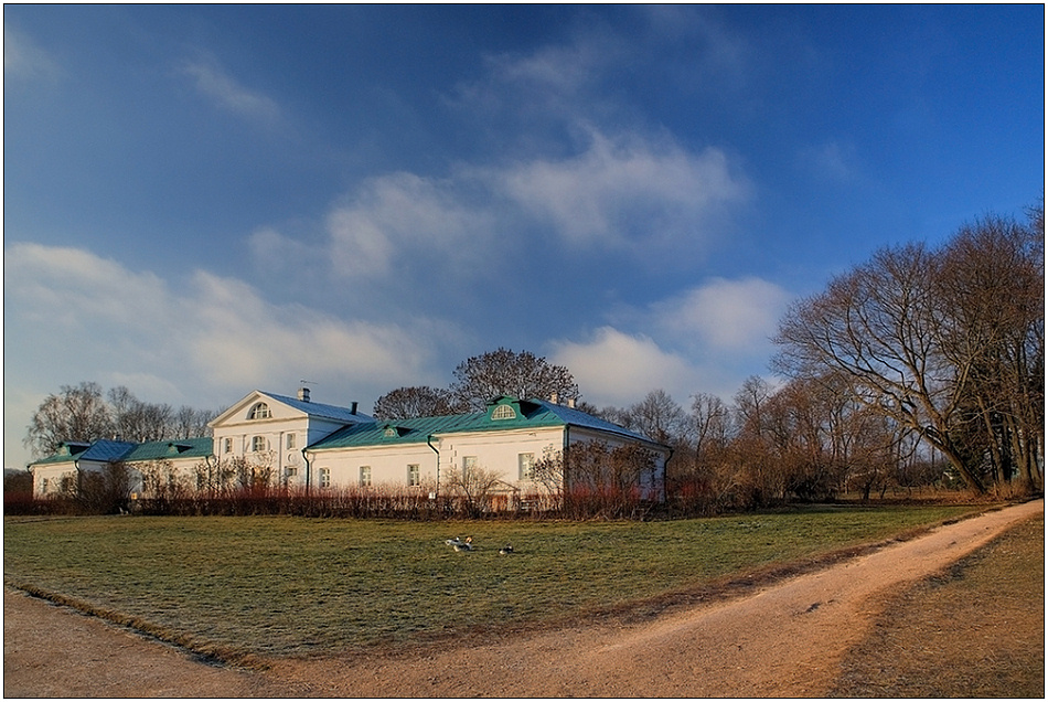 photo "Volkonsky's house" tags: architecture, travel, landscape, Europe