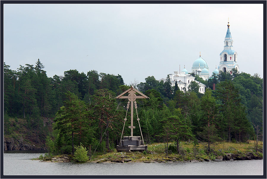 photo "***" tags: landscape, architecture, summer