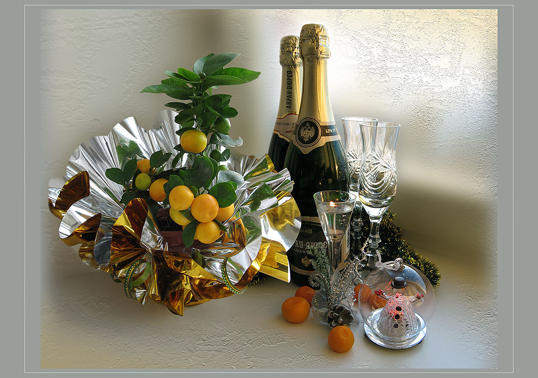 photo "New Year's still life" tags: still life, montage, 