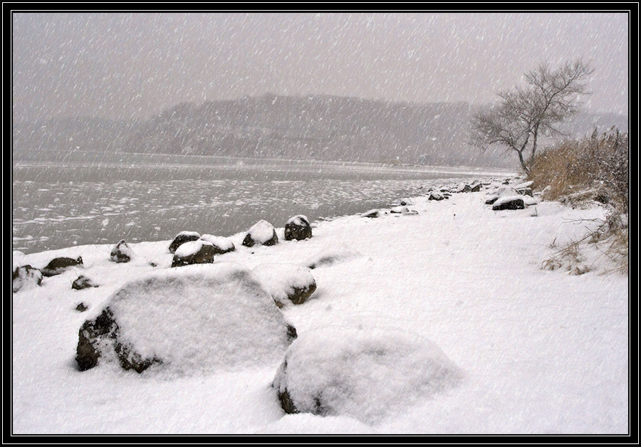 photo "***" tags: landscape, water, winter