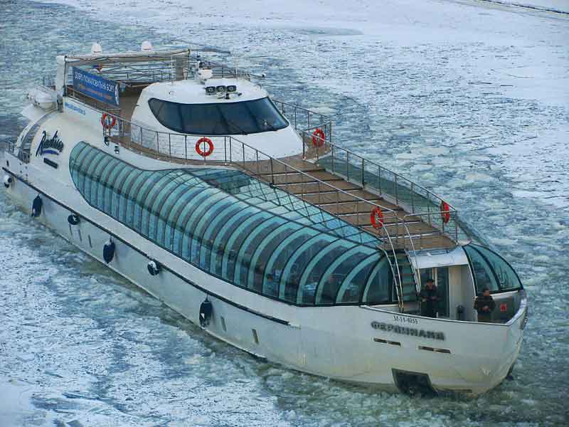 photo "Winter navigation on the Moscow River" tags: technics, reporting, 