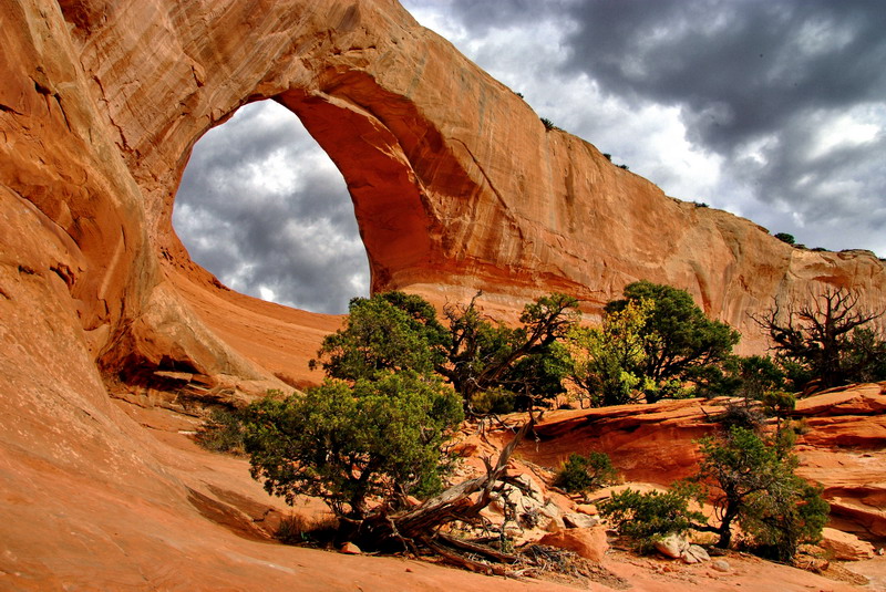 photo "Willson Arch" tags: landscape, mountains