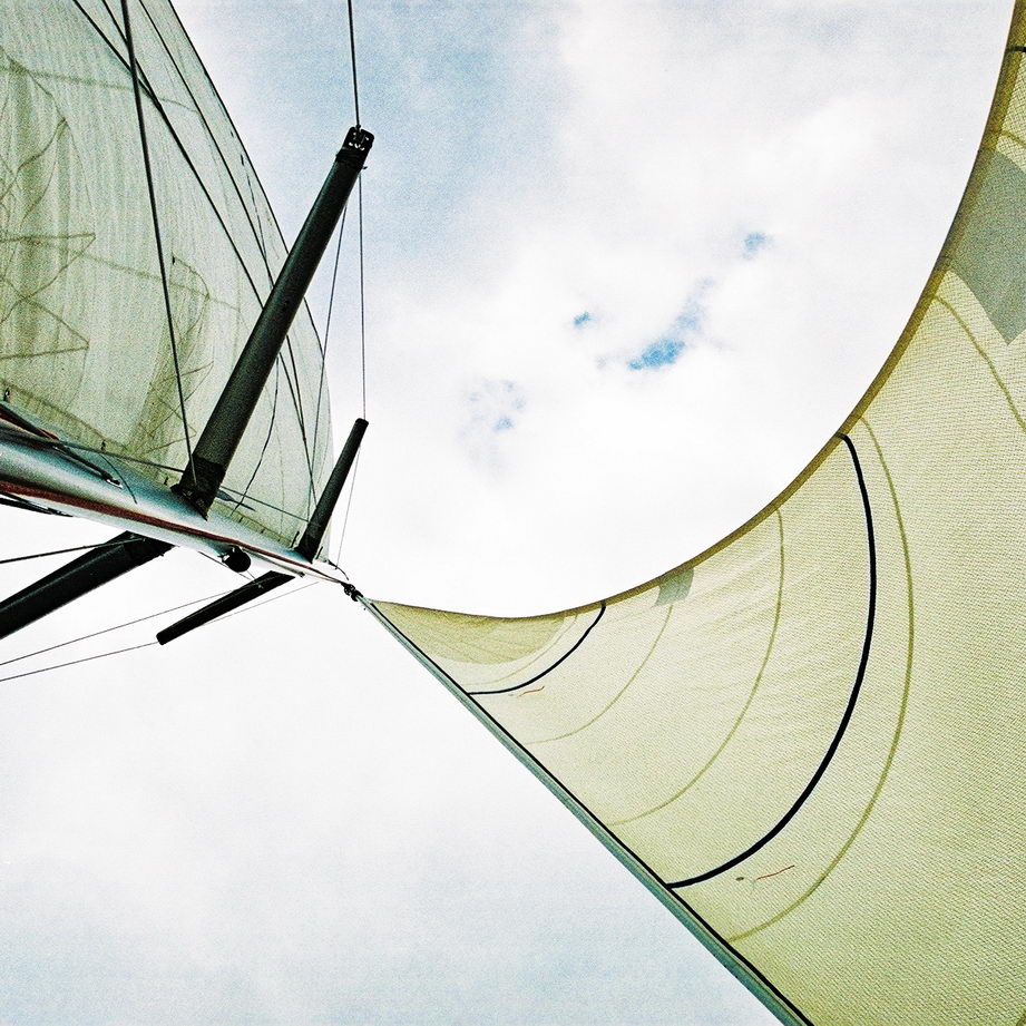 photo "Under sail" tags: fragment, 