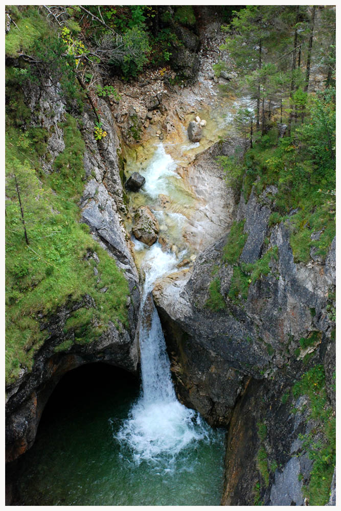 фото "Водопад близь Нойшвангау" метки: пейзаж, путешествия, Европа, горы