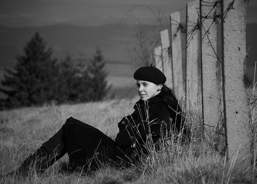 photo "***" tags: portrait, woman
