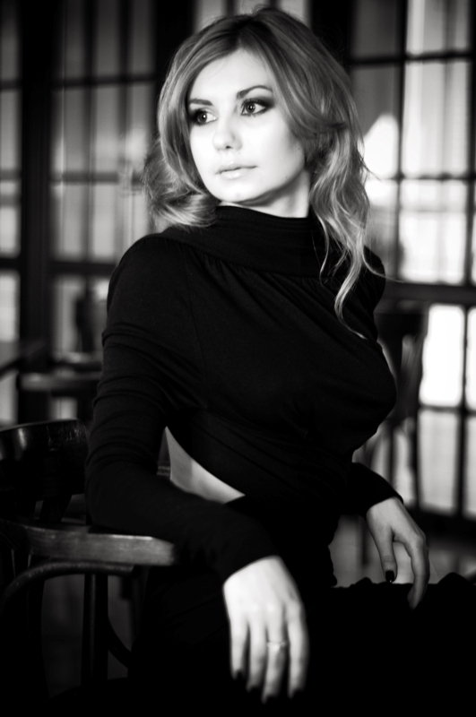 photo "***" tags: portrait, black&white, woman