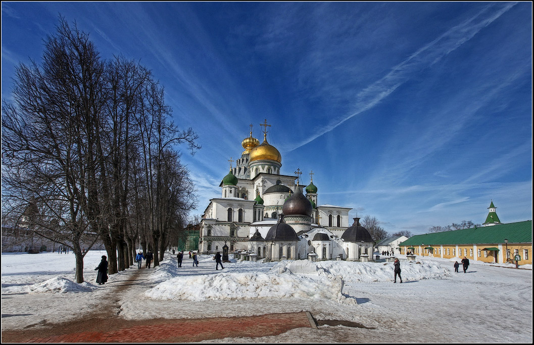 photo "Spring Monastery" tags: architecture, landscape, spring