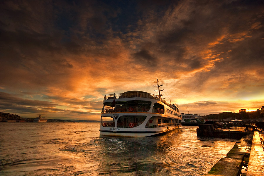 photo "morning ships" tags: landscape, city, sunset