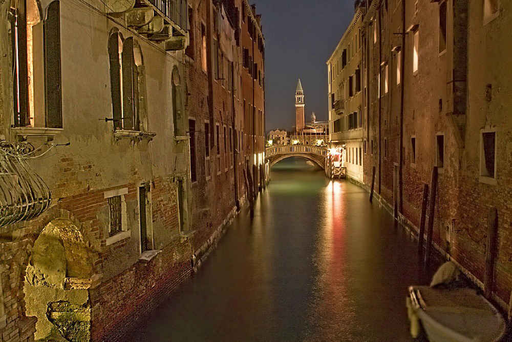 photo "***" tags: landscape, night