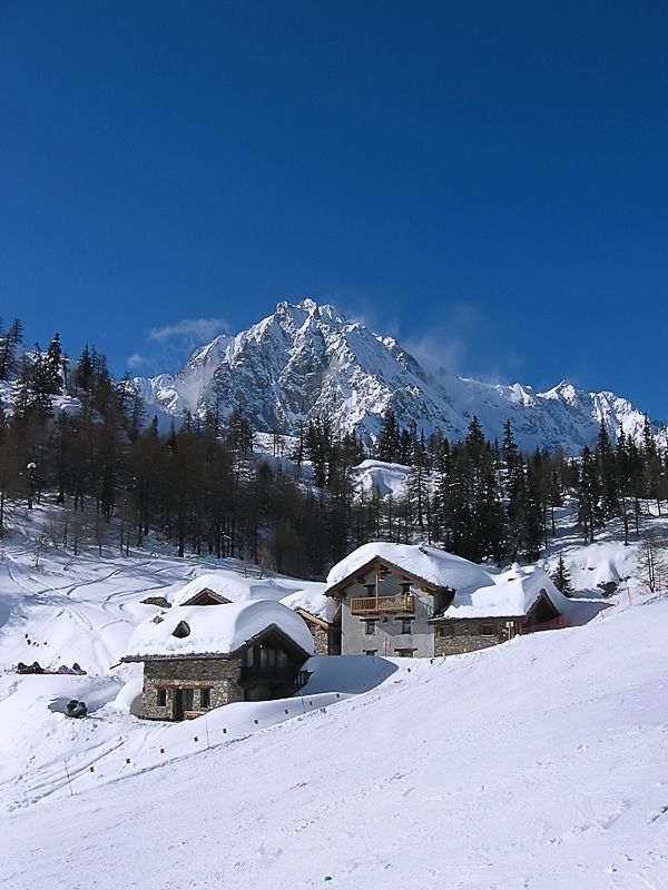 photo "Italian Alpes. Courmayeur" tags: landscape, Europe, mountains, rocks, snow, winter