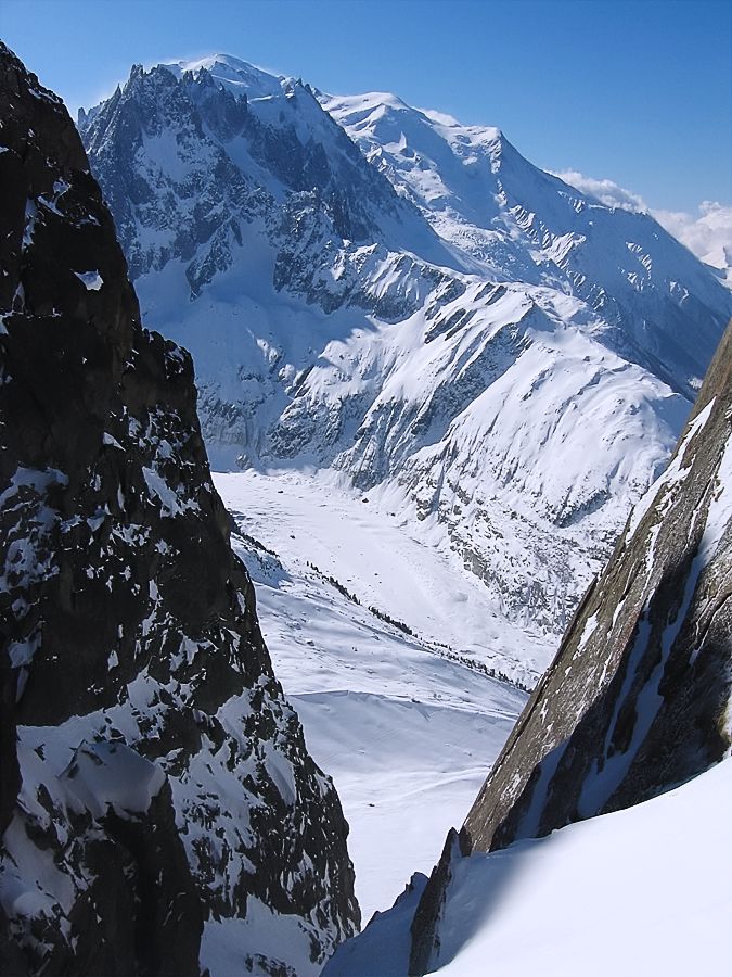 photo "Mont Blanc. Vallee Blanche. Shamonix" tags: landscape, Europe, mountains, rocks, snow, winter