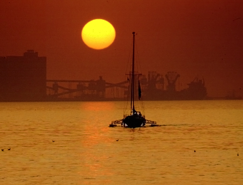 photo "HARBOUR SUNSET" tags: landscape, sunset, water