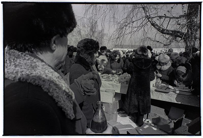 photo "Attending the Siberian Winter (March 1982)" tags: genre, black&white, 