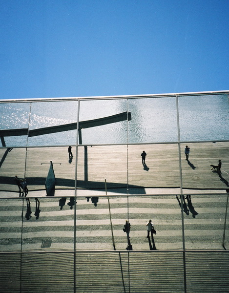 photo "Pier in Barcelona" tags: travel, portrait, Europe, children