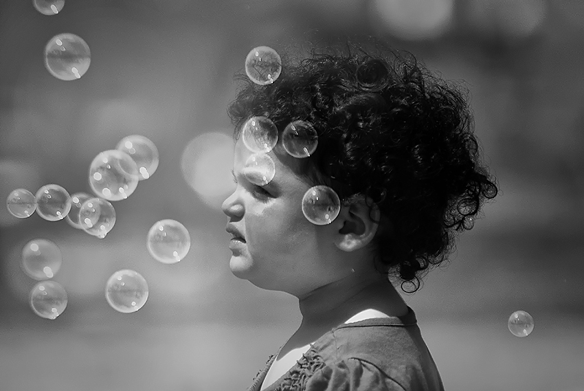 photo "About a girl EMO and bubbles" tags: genre, portrait, children