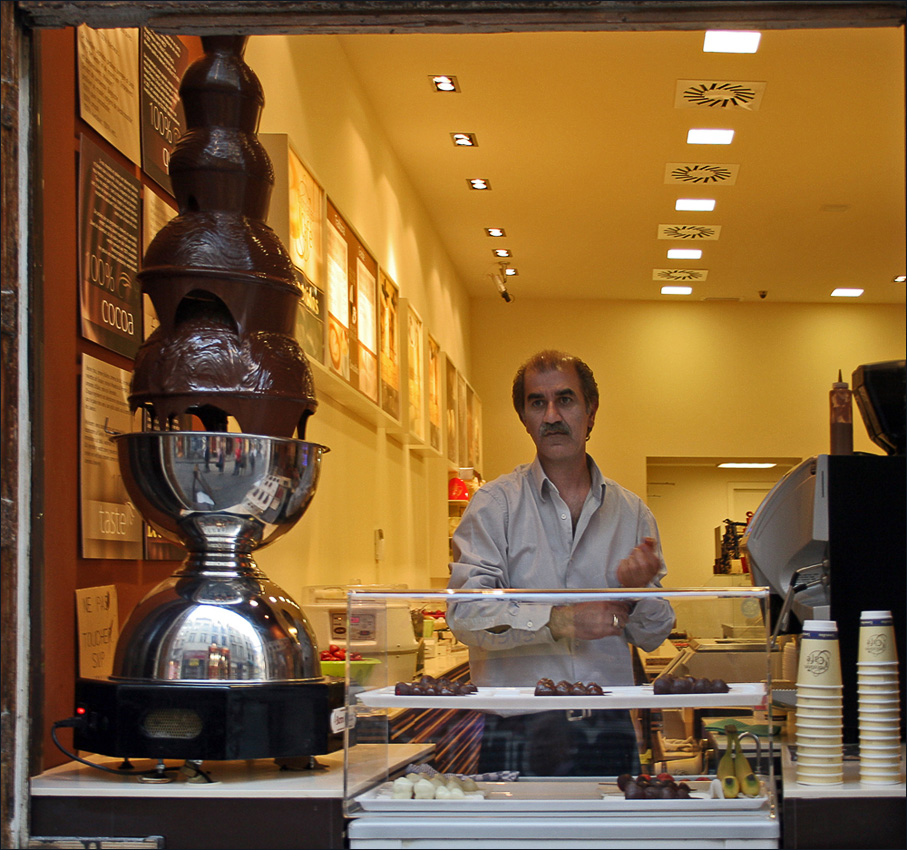 photo "trader chocolate" tags: portrait, genre, man