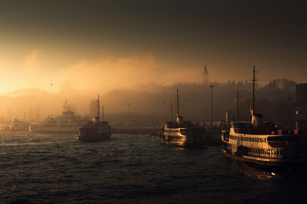 фото "fogy istanbul" метки: пейзаж, город, закат