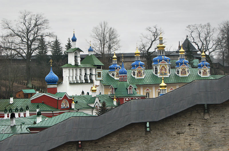 фото "Псково-Печерский монастырь" метки: путешествия, архитектура, пейзаж, 