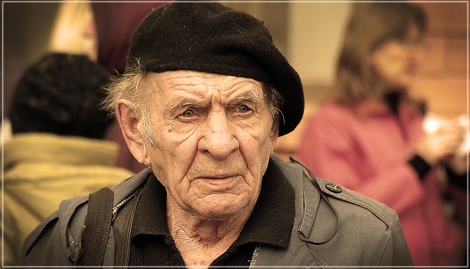 photo "just someone else's grandfather" tags: portrait, man