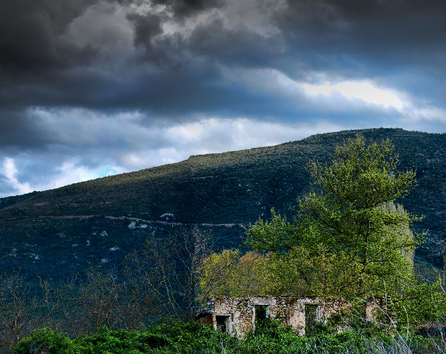 фото "Ruined House 2" метки: пейзаж, 