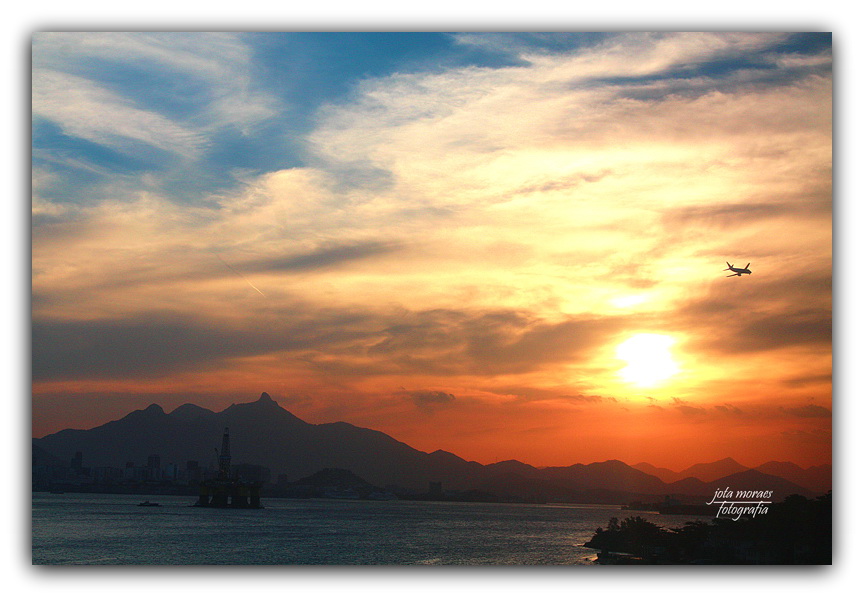 photo "Aviao ao sol" tags: panoramic, 