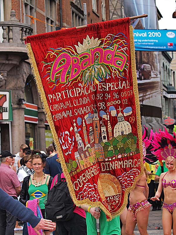 photo "Copenhagen Carnival 2010" tags: reporting, city, 