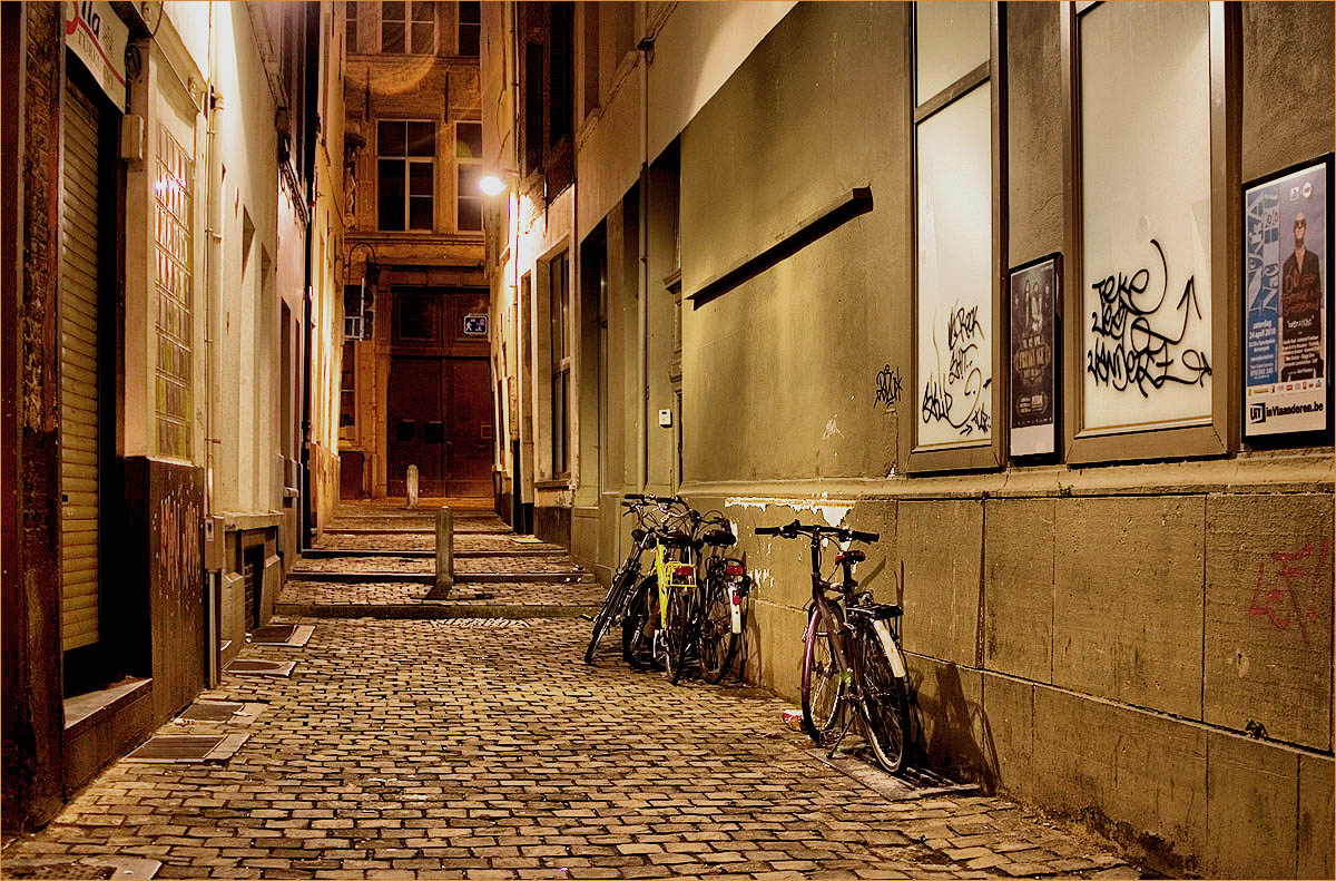 photo "***" tags: landscape, architecture, night