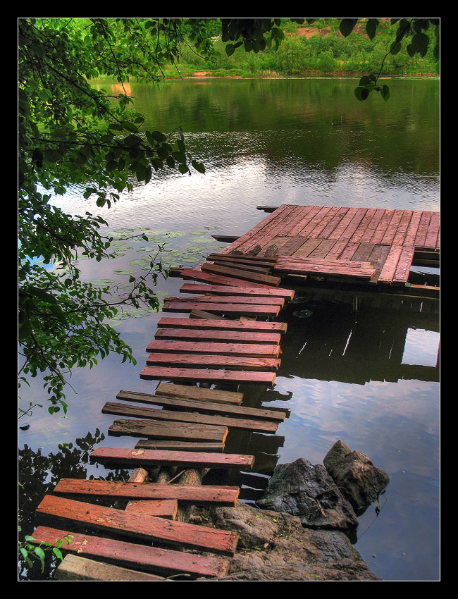 photo "Thr Bridge" tags: landscape, autumn, water