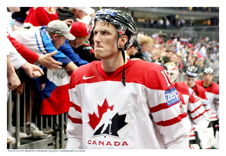 photo "Canada Go Home!" tags: sport, reporting, 