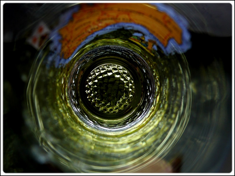 photo "liquor abstract" tags: abstract, macro and close-up, 