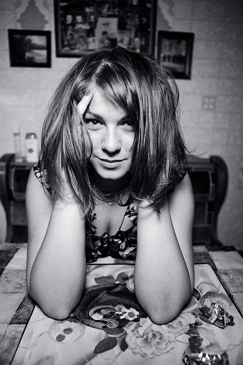 photo "***" tags: portrait, woman