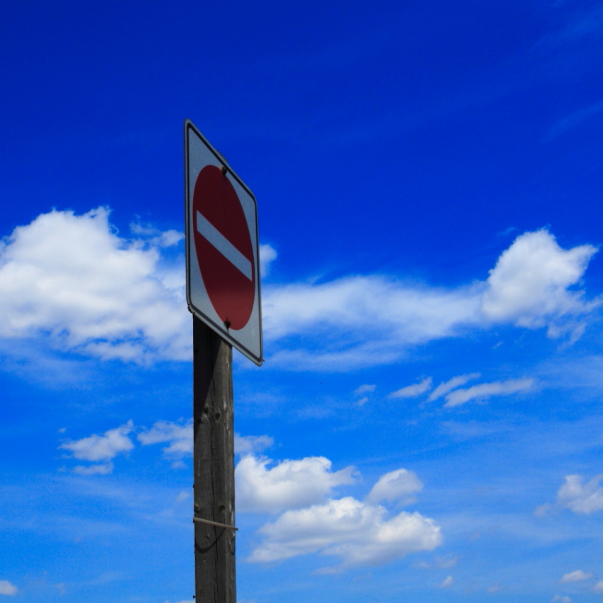 photo "Do Not Enter" tags: landscape, genre, clouds