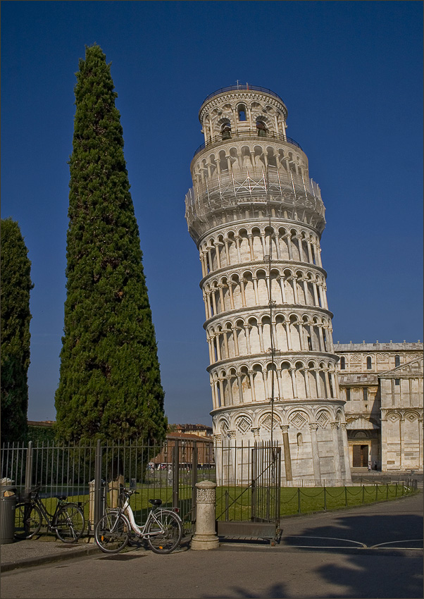 photo "Italian celebrity" tags: architecture, travel, landscape, Europe