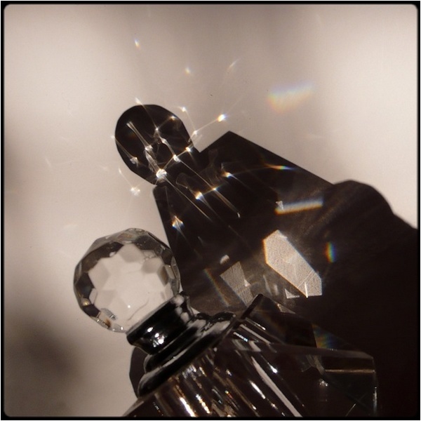photo "prismatic shadow still" tags: still life, abstract, 