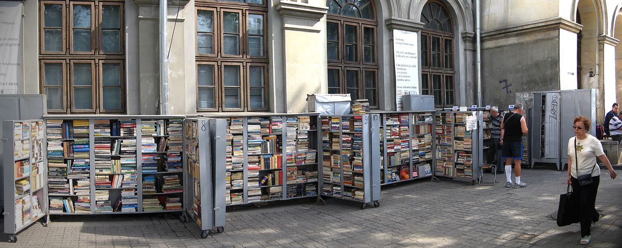 photo "On the streets of Bucharest" tags: city, 